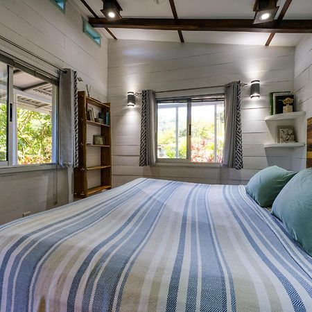 Bamboo River House And Hotel Dominical Esterno foto