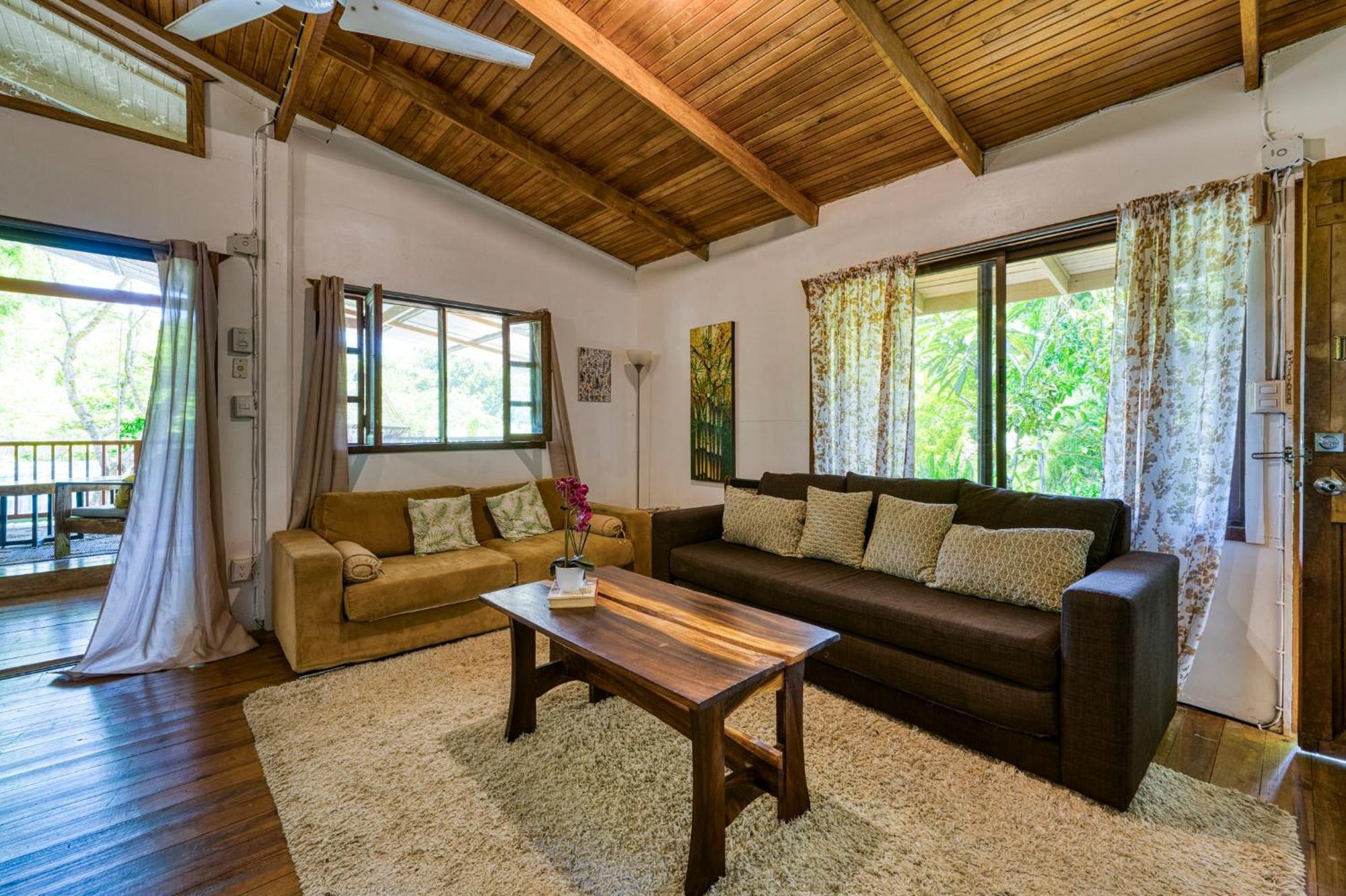 Bamboo River House And Hotel Dominical Esterno foto